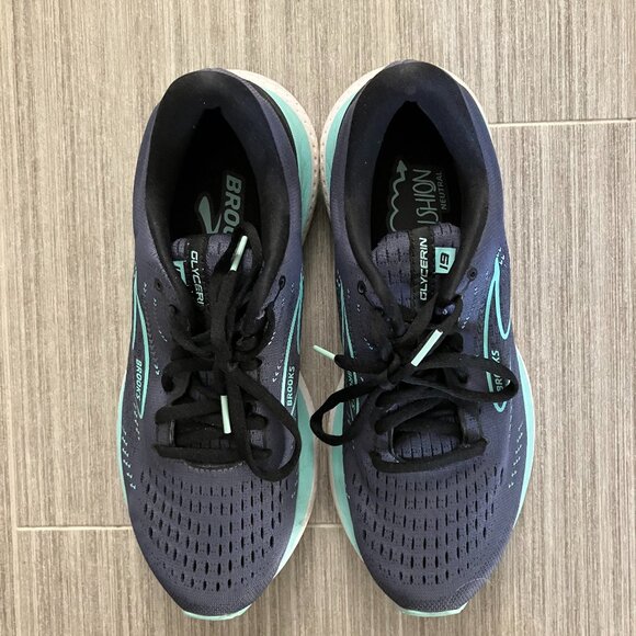 Brooks running shoes women's size 9.5 - Picture 1 of 3
